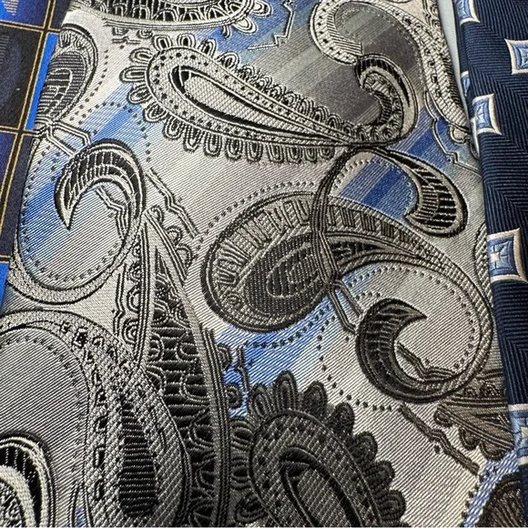 Jos. A. Bank and more Blue and Gray Silk and Linen Tie Collection Set of 5 ties - Picture 8 of 14